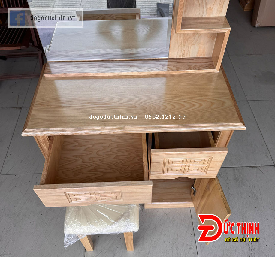 Bàn Phấn Gỗ Sồi Nga Mẫu Vuông 80cm