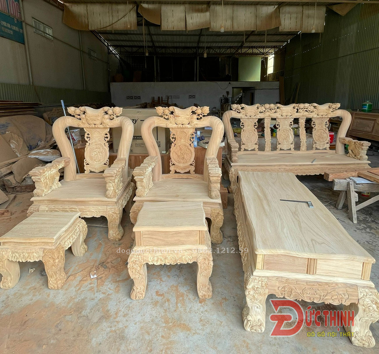 Chia sẻ kinh nghiệm chọn nội thất gỗ đỏ tự nhiên – Sang trọng, bền chắc, đáng đầu tư