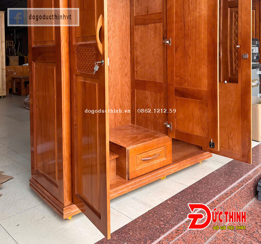 TỦ QUẦN ÁO GỖ SỒI NGA 3 CÁNH (lau màu gỗ đỏ) - hàng đẹp