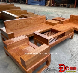 sofa-go-huong-da-chan-quy