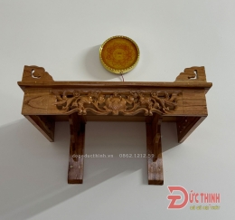 ban-tho-treo-tuong-go-xoan