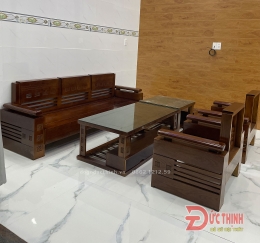 sofa-go-soi-mau-trung-doi-mau-go-oc-cho
