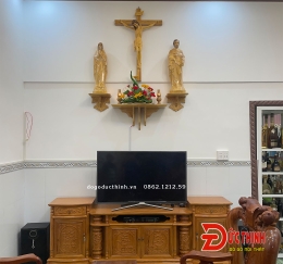 ban-tho-dao-nhua-composite-gia-van-go-dep-cho-phong-khach