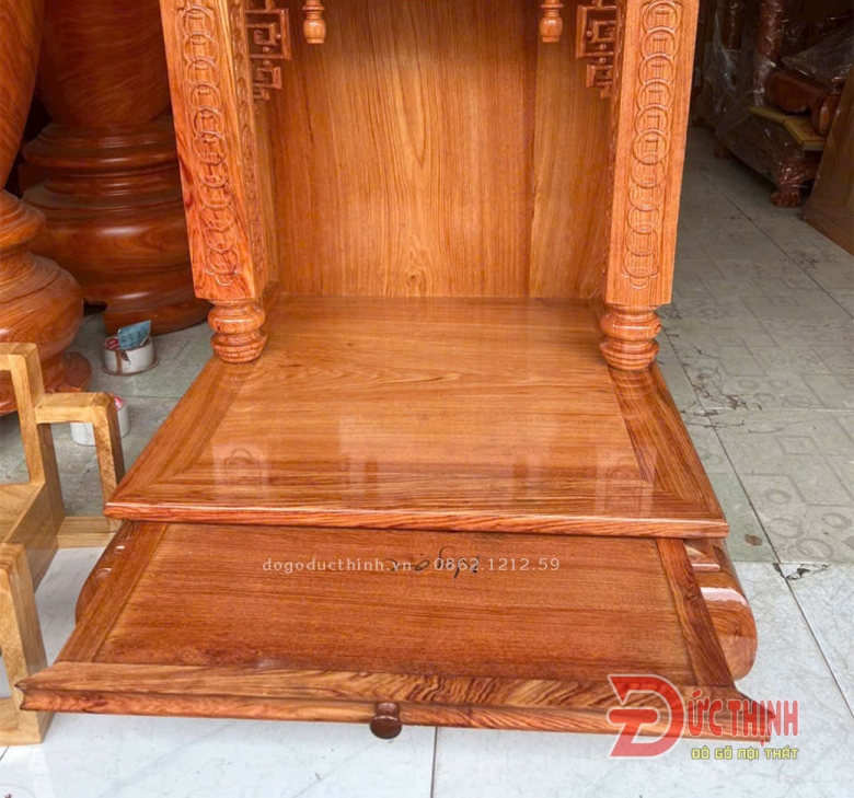 Bàn thờ Ông Địa - Thần Tài gỗ hương đá - có bậc tam cấp
