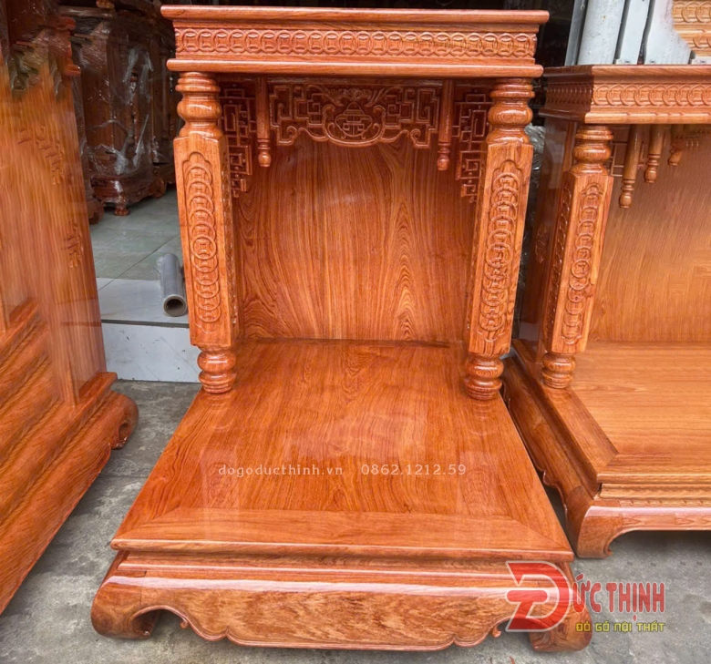 Bàn thờ Ông Địa - Thần Tài gỗ hương đá - có bậc tam cấp