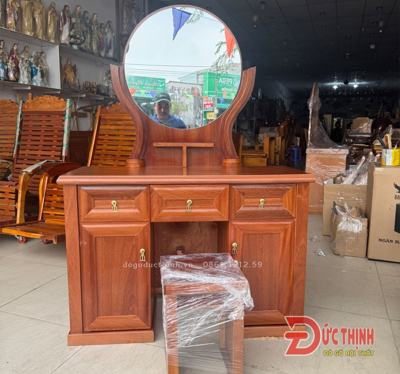 Bàn trang điểm gỗ xoan  1m - gương tròn