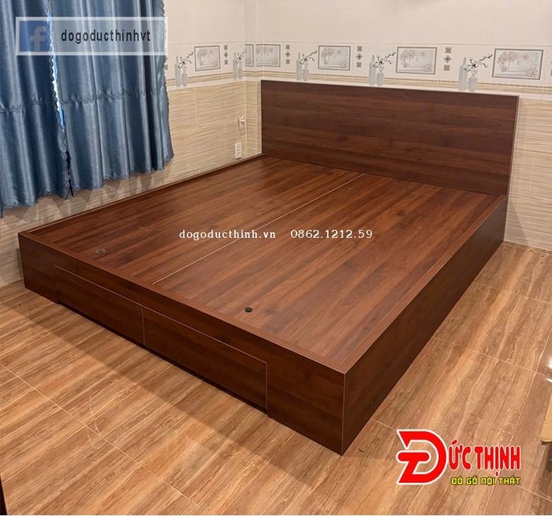 Giường ngủ gỗ MDF hiện đại - màu gỗ óc chó - có ngăn kéo