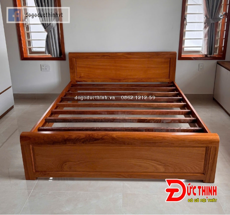 Giường ngủ gỗ đỏ mẫu trơn tối giản - vạt phản