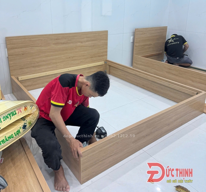 Giường ngủ gỗ MDF hiện đại - nệm đầu giường