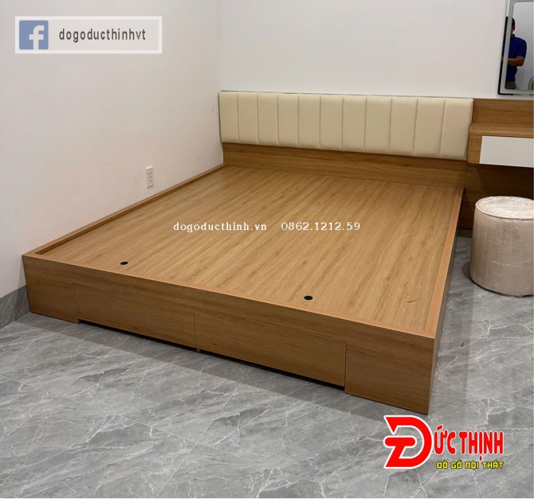 Combo phòng ngủ gỗ MDF tone màu vân gỗ kết hợp màu trắng đèn led