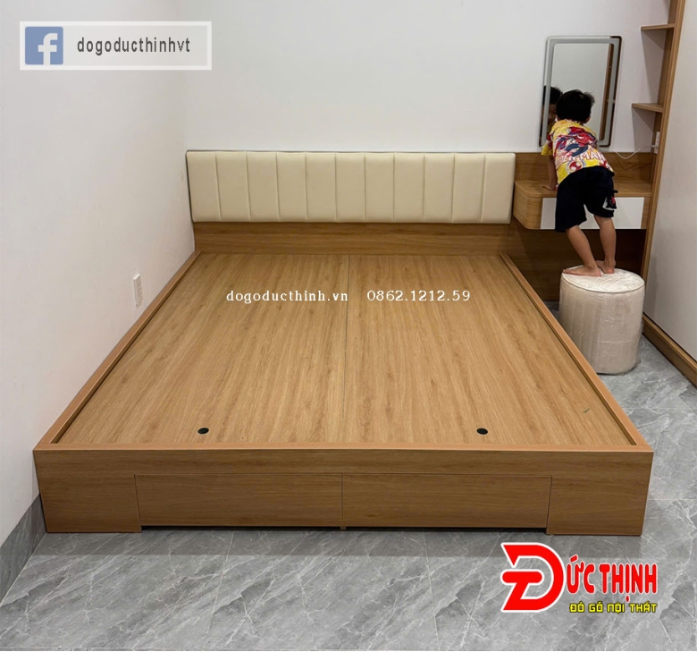 Combo phòng ngủ gỗ MDF tone màu vân gỗ kết hợp màu trắng đèn led