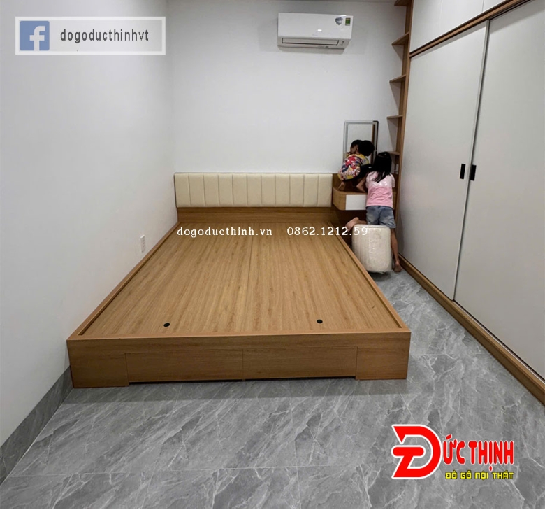 Combo phòng ngủ gỗ MDF tone màu vân gỗ kết hợp màu trắng đèn led