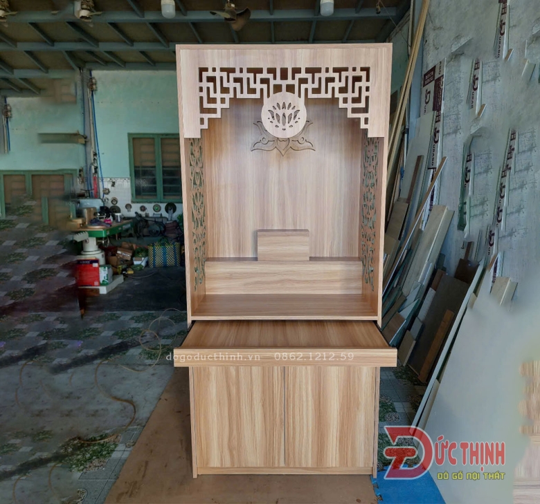TỦ THỜ ĐỨNG 3 TẦNG GỖ CÔNG NGHIỆP HOA VĂN SANG TRỌNG CHO CHUNG CƯ